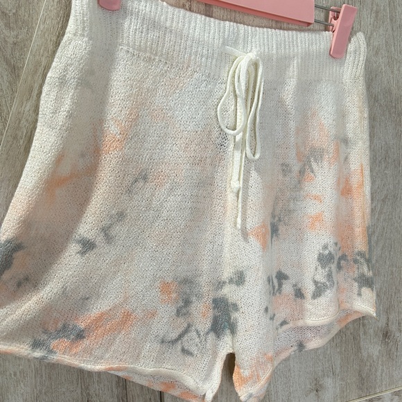 POL Tie-Dye(ish) Knit Shorts π§ΆβοΈ β Size S-NWOT - Picture 2 of 6